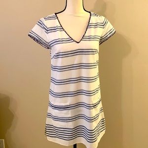 Vineyard Vines Pompom trim shift dress